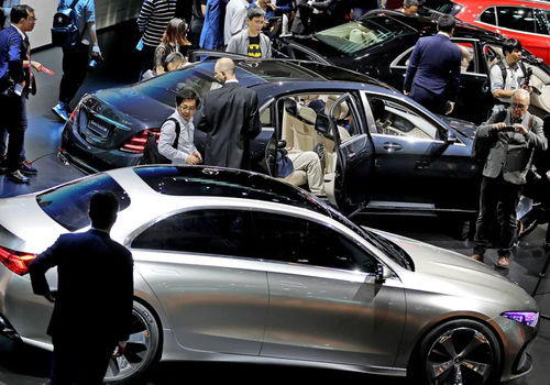 汽車行業(yè)安全警示 特斯拉召回超10萬輛國(guó)產(chǎn)Model 3和Model Y，奔馳、保時(shí)捷同步公布召回計(jì)劃